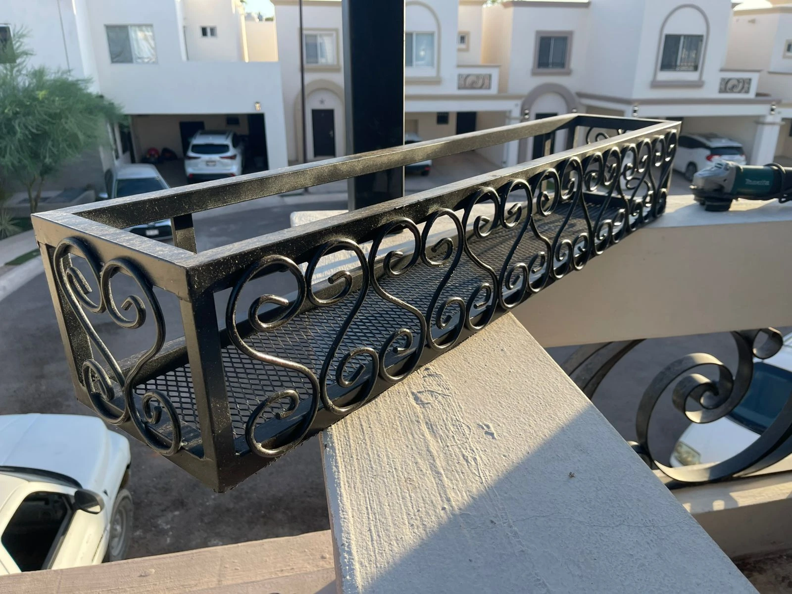 barandal-herreria-ornamental-instalado-fraccionamiento-en-hermosillo